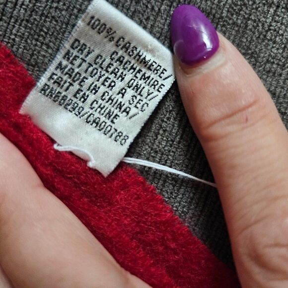 Portolano Women's Red 100% Cashmere Scarves 14 x 75 - Picture 5 of 13